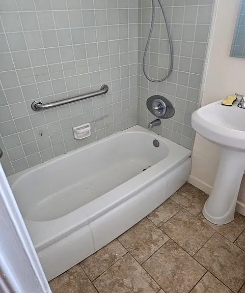 300 Allendale Rd #3 — Photo 5