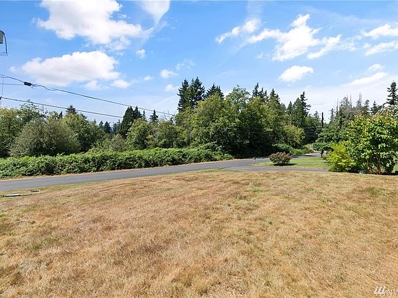 5th image of 2531 77th Ave NE