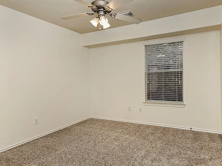 51 Wickerdale Pl — Photo 23