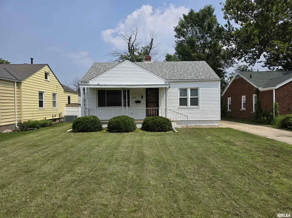 2404 N Gale Ave, Peoria, IL 61604