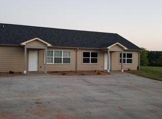 1039 Rainbow Lake Rd, Inman, SC 29349