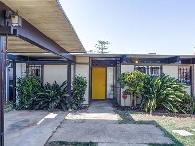 1915 83rd Ave, Oakland, CA, 94621