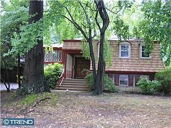 1st image of 1919 Birchwood Park Dr N