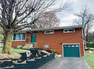 428 Hillcrest Dr, Latrobe, PA 15650