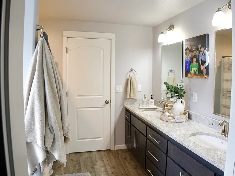 1283 Hazelnut Ct — Photo 21