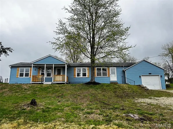1138 N Washington Ave, Union, MO 63084