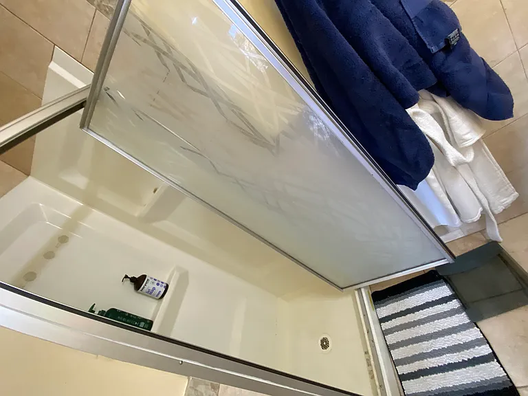 458 E Girard Ave #2R — Photo 9