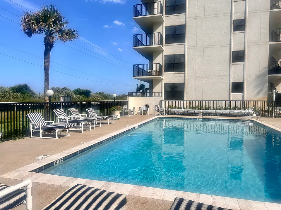 3100 Ocean Shore Blvd #105