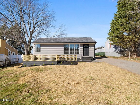 2nd image of 3351 Coffman Dr