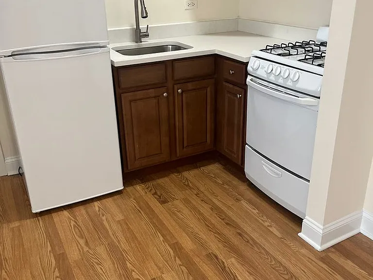 2600 Kimball LLC — Photo 115
