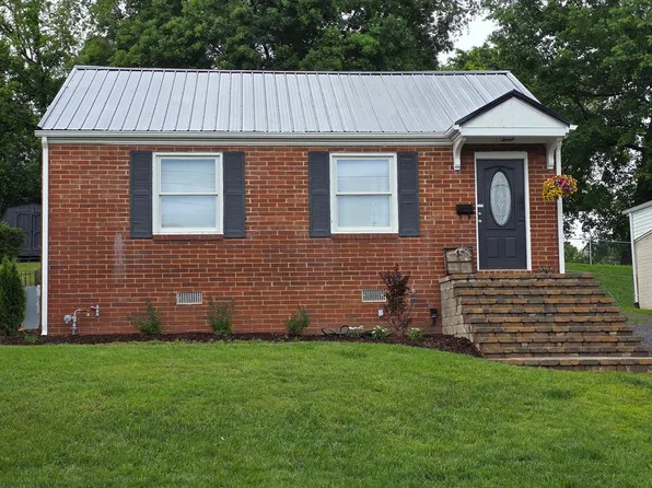 1317 Newton St, Bristol, VA 24201