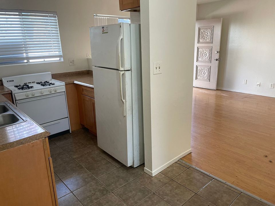 1st image of 1627 W 206th St #C