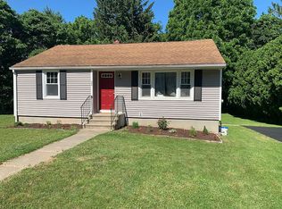 35 Laurel Heights Rd, Norwich, CT 06360