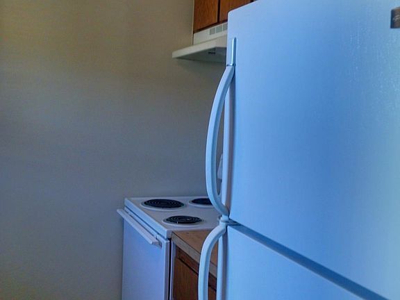 4th image of 1456 Gifford Ave APT A