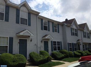 5002 Glenwood Dr, Pine Hill, NJ 08021
