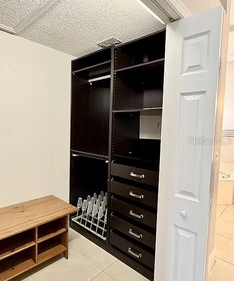 2300 The Oaks Blvd — Photo 24