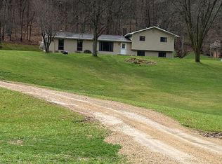 23710 Covered Bridge Dr, Richland Center, WI 53581