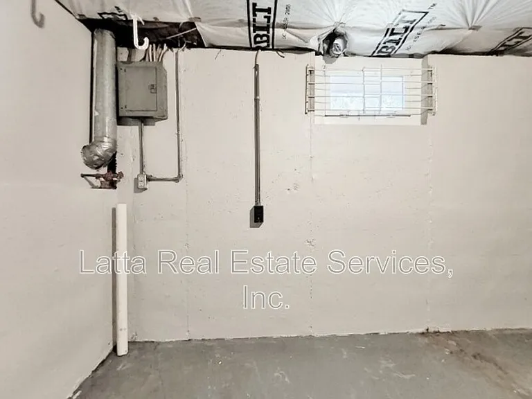 1303 SW Sunset St — Photo 10