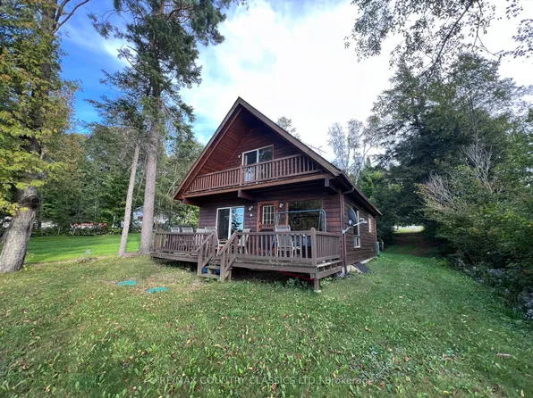 110 Village St, Hastings Highlands, ON K0L 1C0