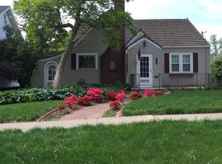1005 W John St, Champaign, IL 61821