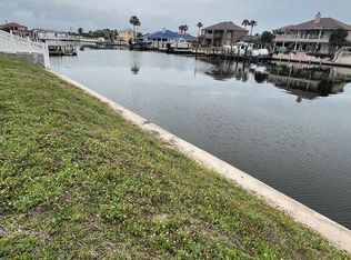 110 Bay Ct, Aransas Pass, TX 78336