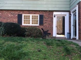 4 Summercreek Dr, Spartanburg, SC 29307