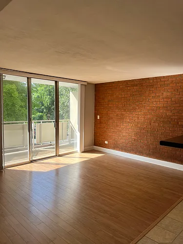 1800 Jefferson Park Ave Photo 1