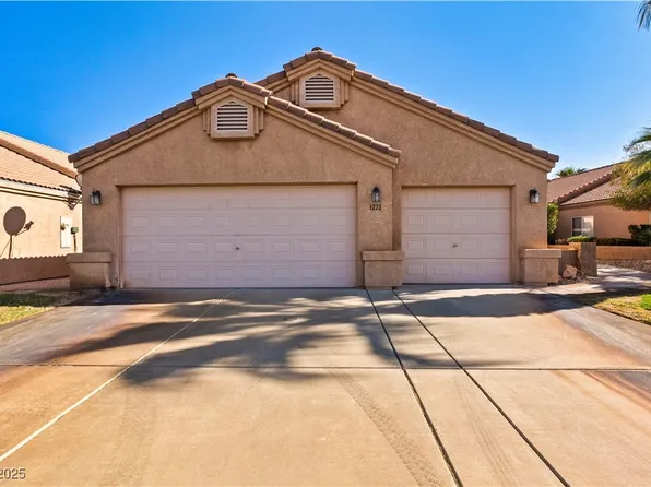 1233 Golf Club Dr, Laughlin, NV 89029
