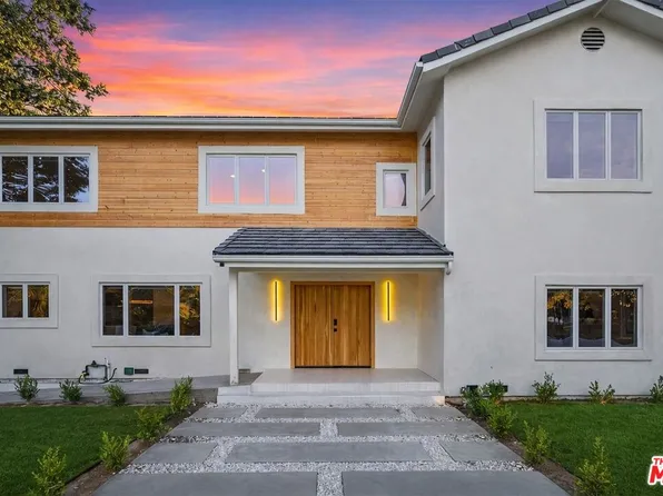 5439 Gentry Ave, Valley Village, CA 91607