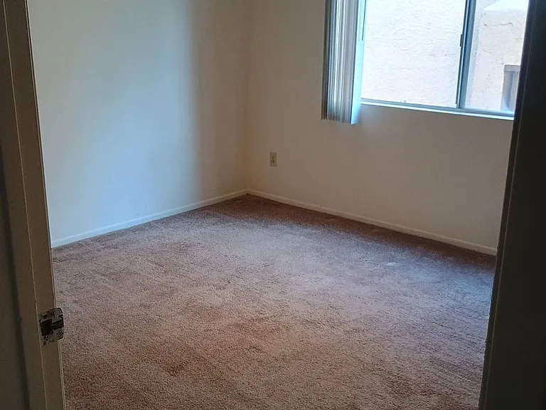 27626 Violin Canyon Rd — Photo 31