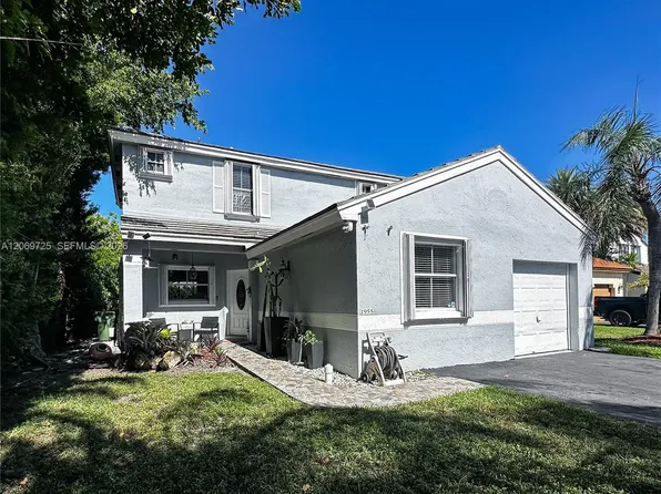 1955 NW 184th Way, Pembroke Pines, FL 33029