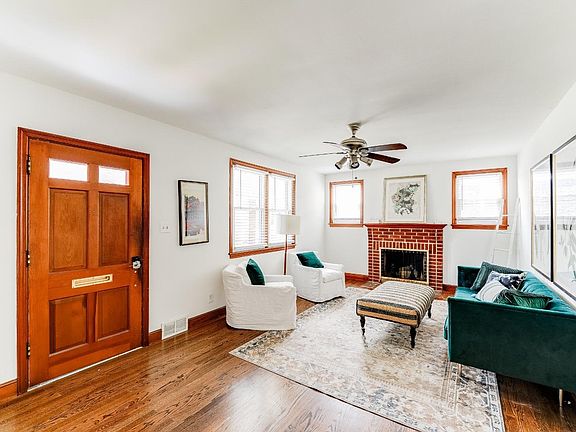 4th image of 2219 Park Pl