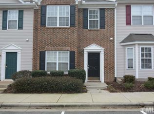 25 Edgebrook Cir, Durham, NC 27703