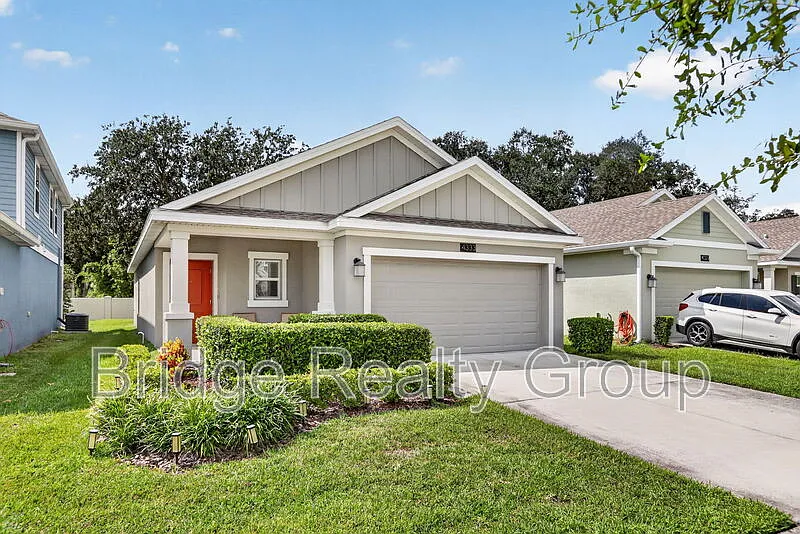 3 bed, 2.0 bath, 1432 sqft, $2,150 — Photo 2