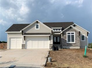 20680 W 110th St, Olathe, KS 66061