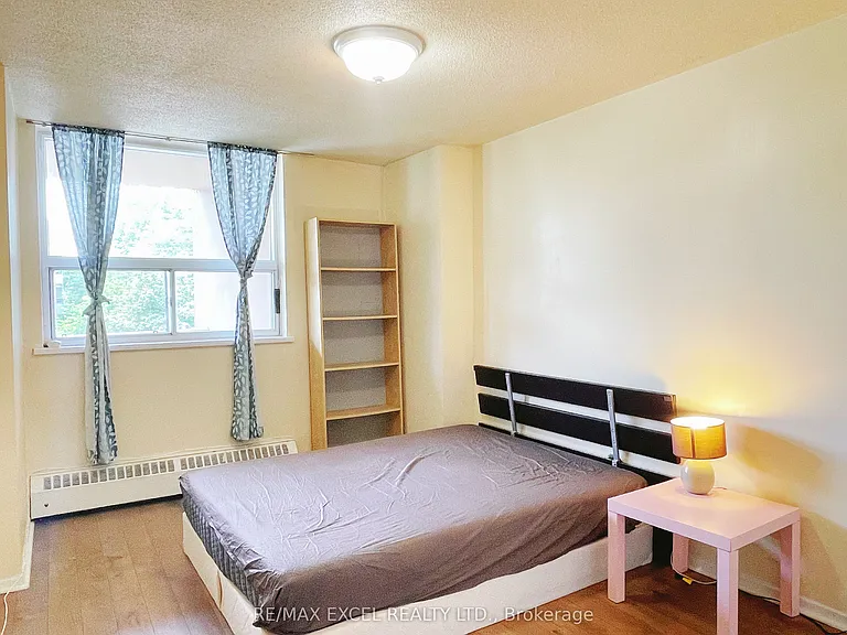 5949 Yonge St #307 — Photo 8
