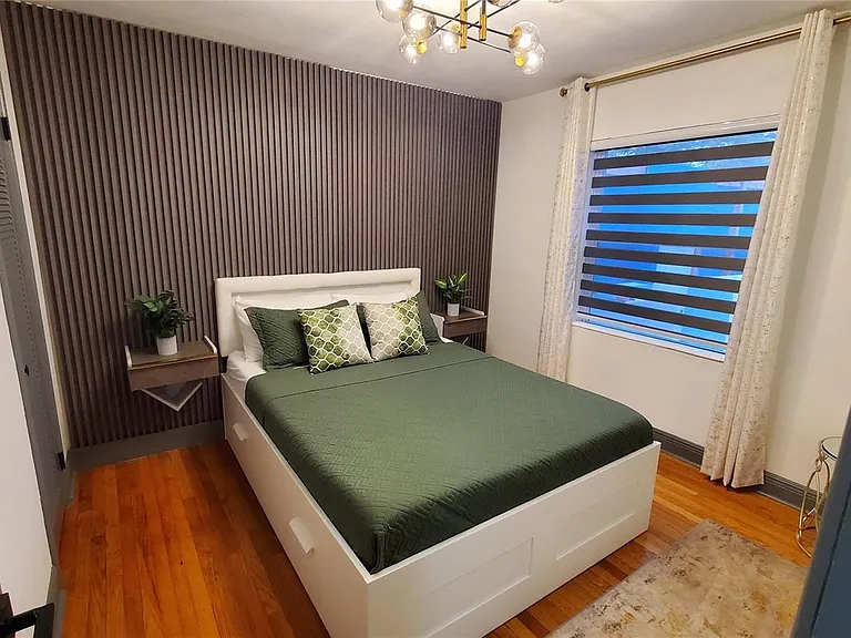 1548 SW 28th Ave — Photo 13