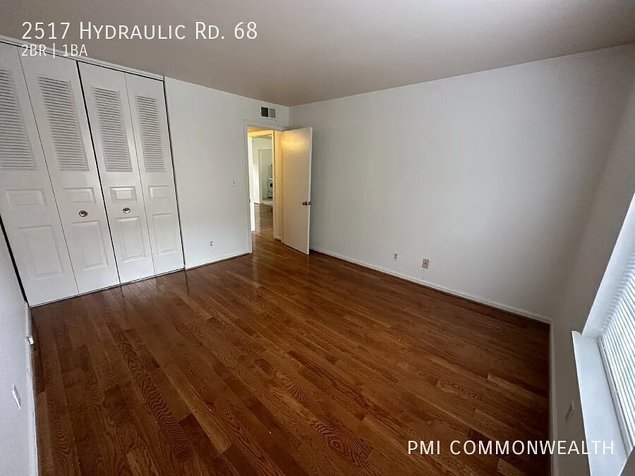 2 Bed / 1 Bath Apartment (Available Now) — Photo 4
