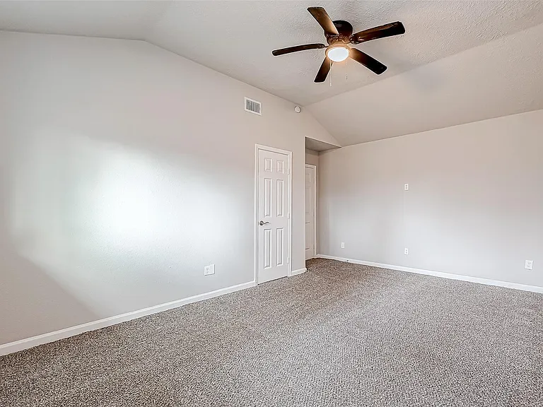 635 Tarpaulin Way — Photo 28