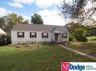 4505 Aurora Dr, Omaha, NE 68134