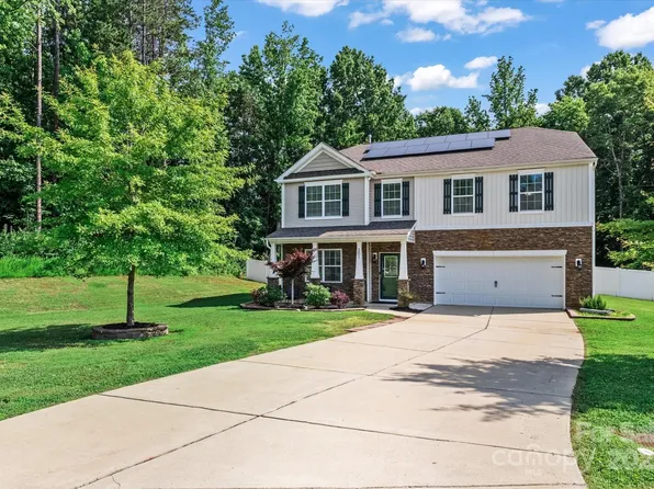 301 Wheat Field Dr, Mount Holly, NC 28120