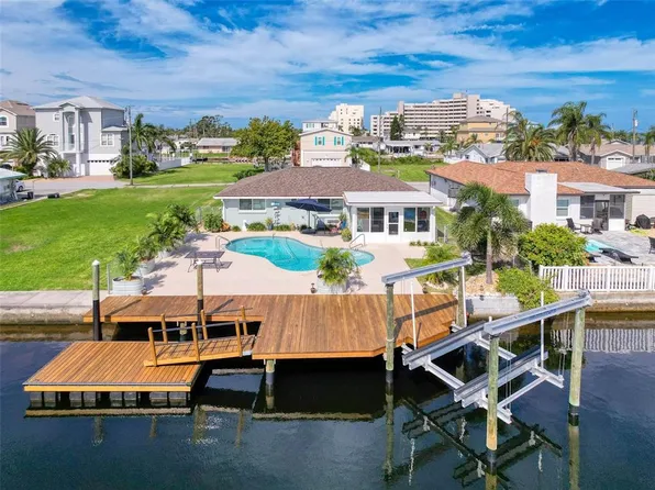 13738 Victor Ave, Hudson, FL 34667