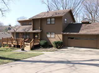 210 Timber Dr, Council Bluffs, IA 51503