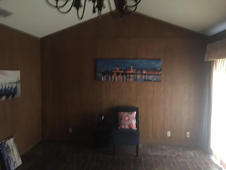 916 Sequoia Dr — Photo 3
