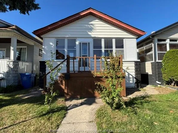 410 Caroline St, Windsor, ON N9A 6A6