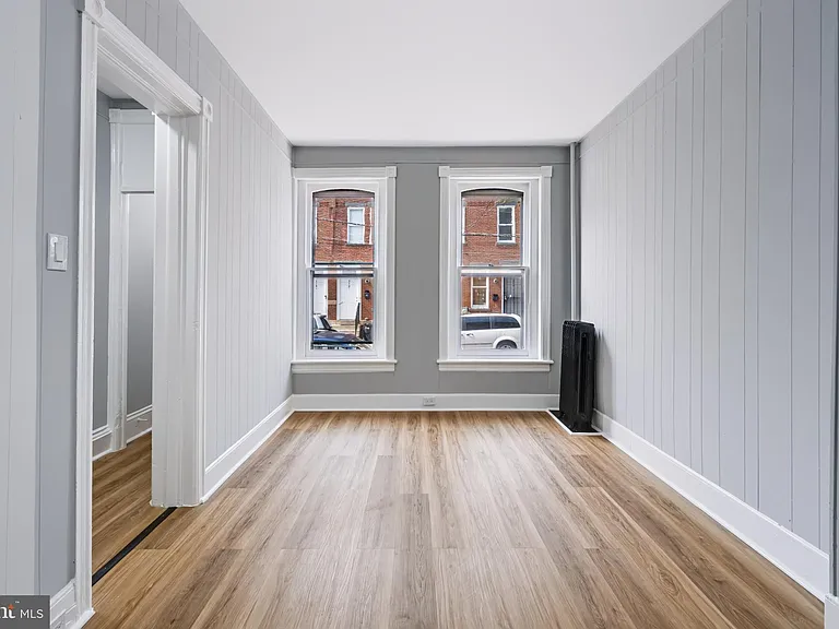 309 Academy St — Photo 5