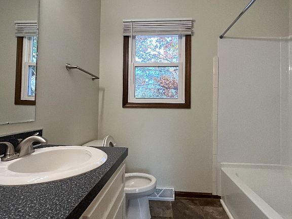 download (2)_11012022