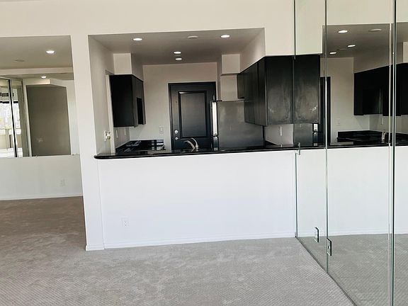3rd image of 1155 N La Cienega Blvd APT 511