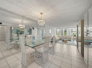 800 Parkview Dr APT 302, Hallandale, FL 33009