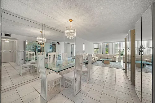 800 Parkview Dr Photo 1